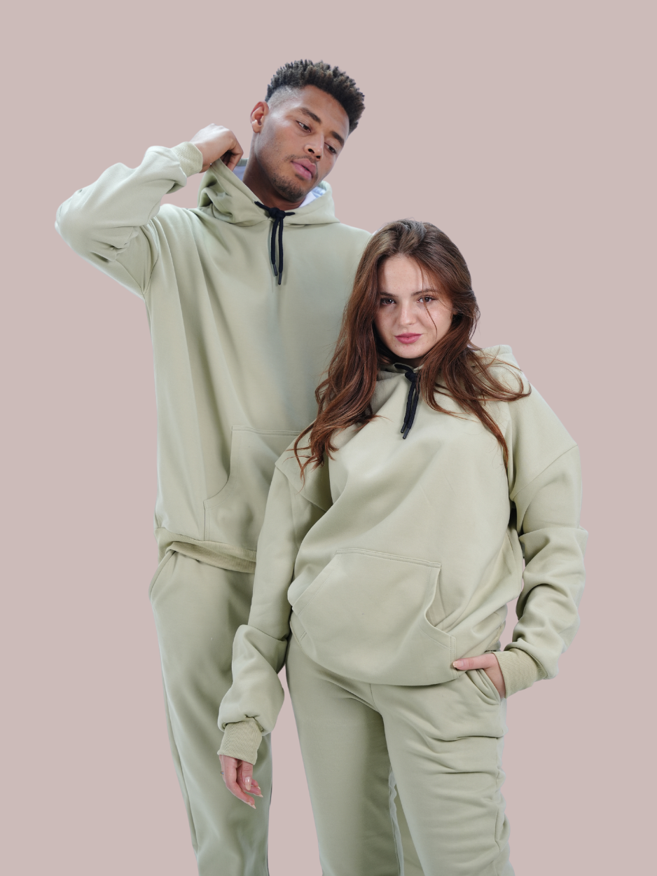 COUPLE SWAG