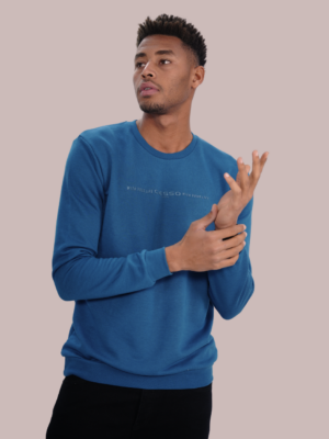 Pull design Paris